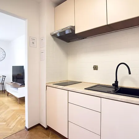 Apartment Quiet - Near Pge Narodowy Stadium Warsaw