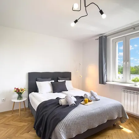 Quiet - Near Pge Narodowy Stadium Apartment *