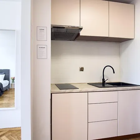 Quiet - Near Pge Narodowy Stadium Apartment Warsaw
