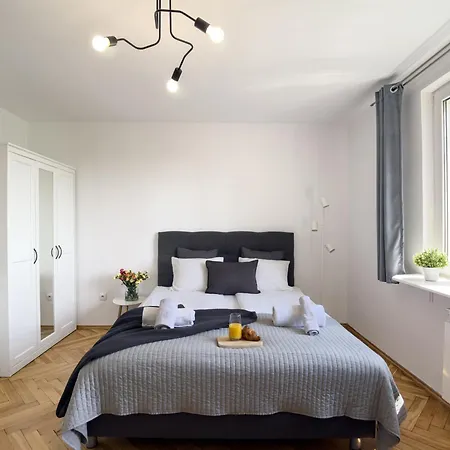 Apartment Quiet - Near Pge Narodowy Stadium *